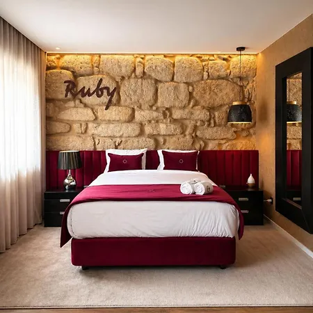 Lounge Inn Guest House-2